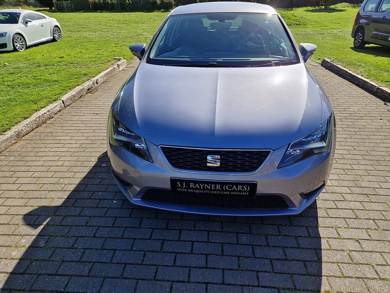 SEAT Leon TDI SE Dynamic Technology - U11868