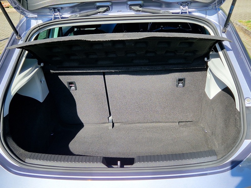 SEAT Leon TDI SE Dynamic Technology - U11868