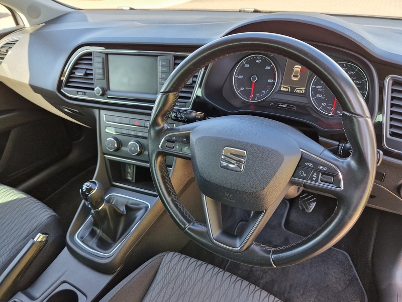 SEAT Leon TDI SE Dynamic Technology - U11868