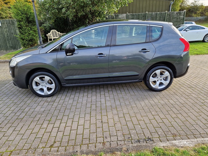 Peugeot 3008 HDi Sport - U11871