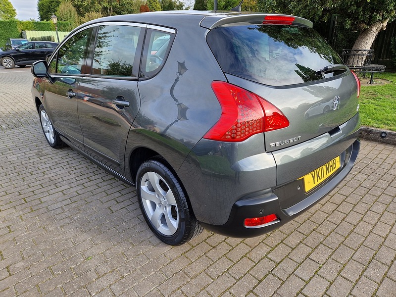 Peugeot 3008 HDi Sport - U11871