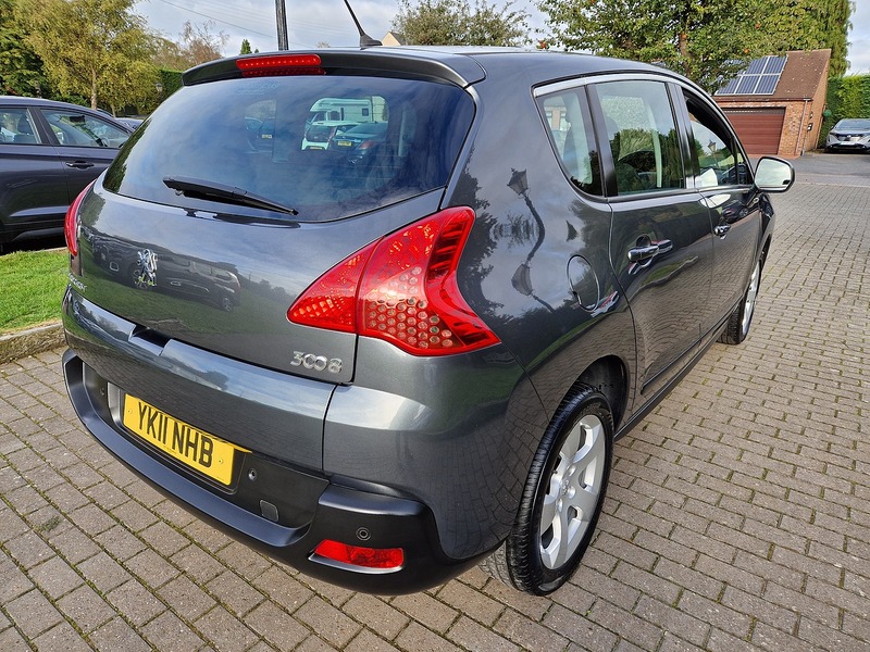 Peugeot 3008 HDi Sport - U11871