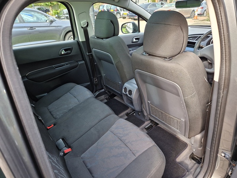 Peugeot 3008 HDi Sport - U11871