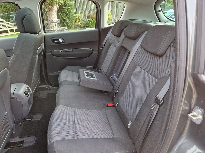 Peugeot 3008 HDi Sport - U11871