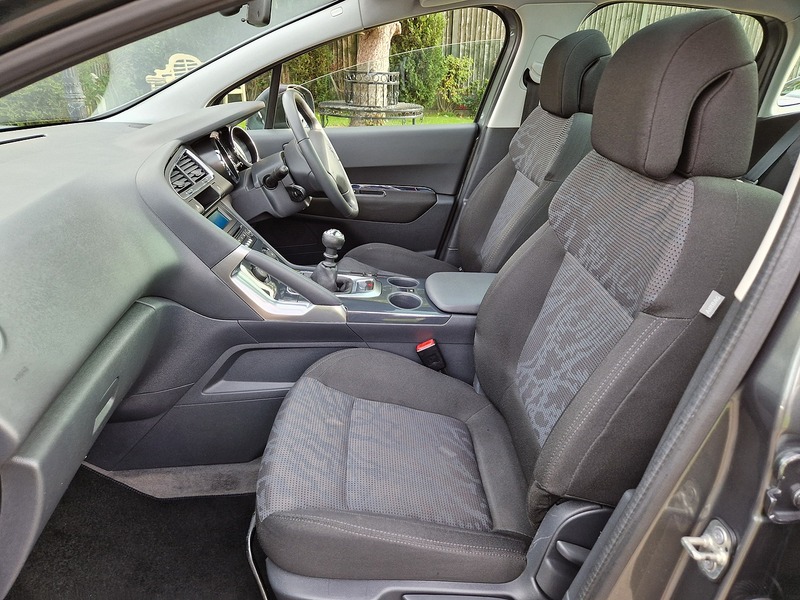 Peugeot 3008 HDi Sport - U11871