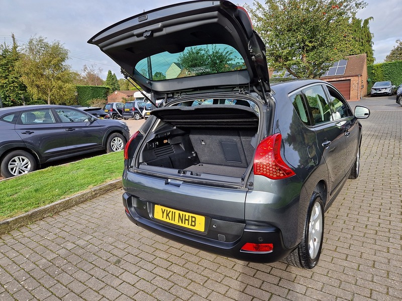 Peugeot 3008 HDi Sport - U11871