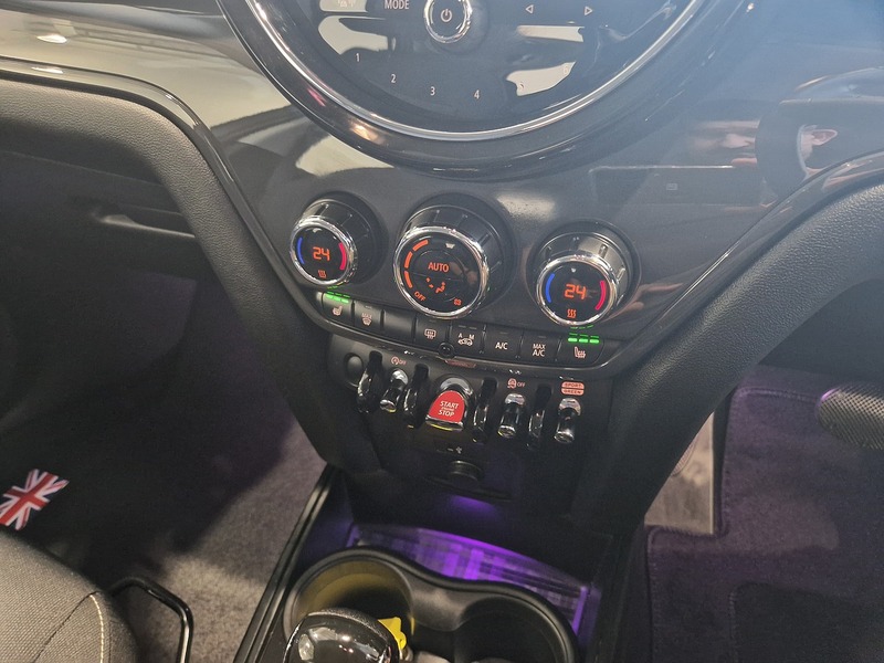 MINI Countryman Cooper Classic - U11874