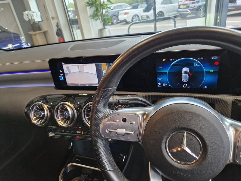 Mercedes-Benz A Class A180 AMG Line Edition - U11878