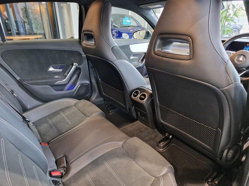 Mercedes-Benz A Class A180 AMG Line Edition - U11878
