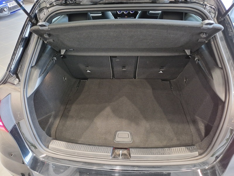Mercedes-Benz A Class A180 AMG Line Edition - U11878