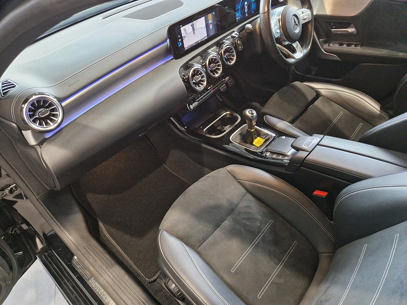 Mercedes-Benz A Class A180 AMG Line Edition - U11878