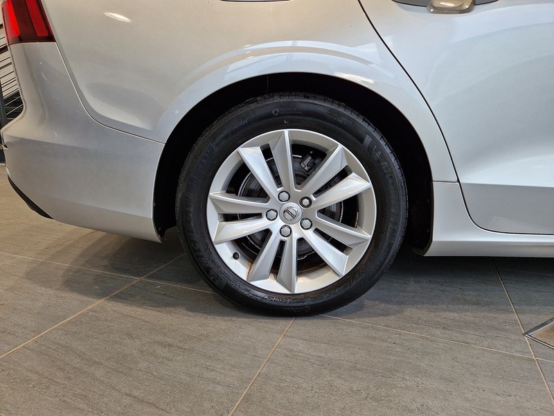 Volvo V60 D3 Momentum - U11881