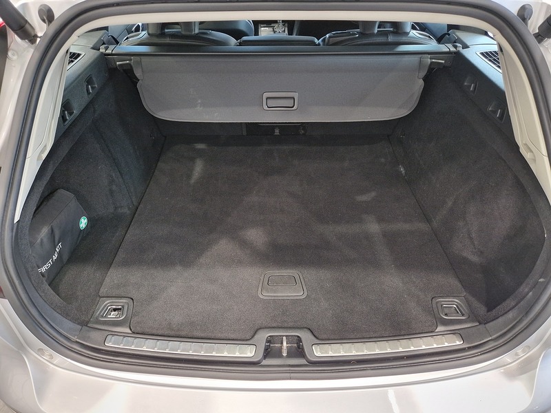 Volvo V60 D3 Momentum - U11881