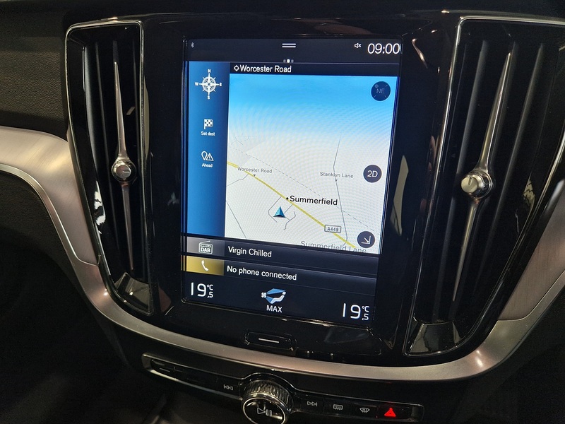 Volvo V60 D3 Momentum - U11881