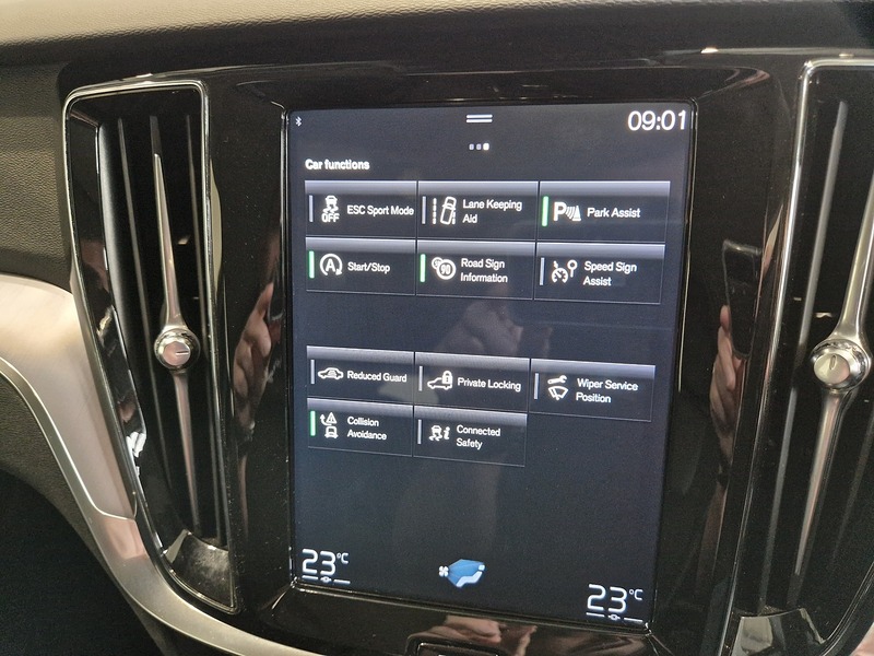 Volvo V60 D3 Momentum - U11881