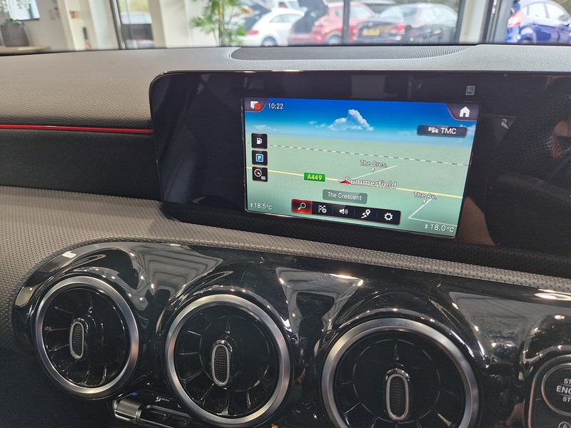 Mercedes-Benz A Class A200 AMG Line - U11890