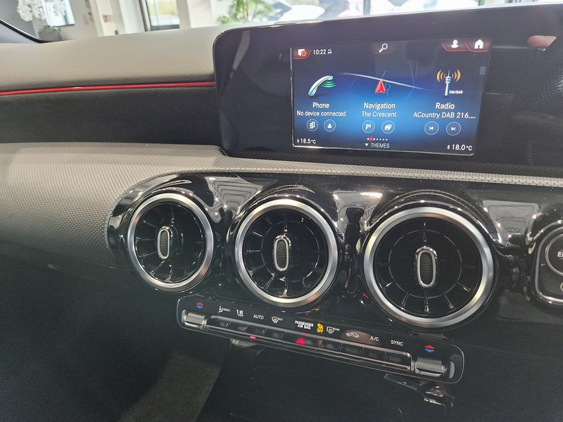 Mercedes-Benz A Class A200 AMG Line - U11890