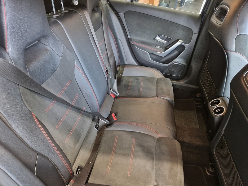 Mercedes-Benz A Class A200 AMG Line - U11890