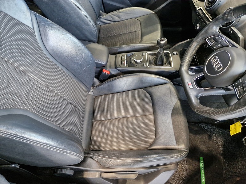 Audi Q2 TFSI Black Edition - U11892