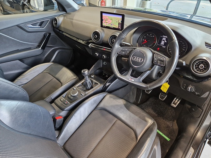 Audi Q2 TFSI Black Edition - U11892