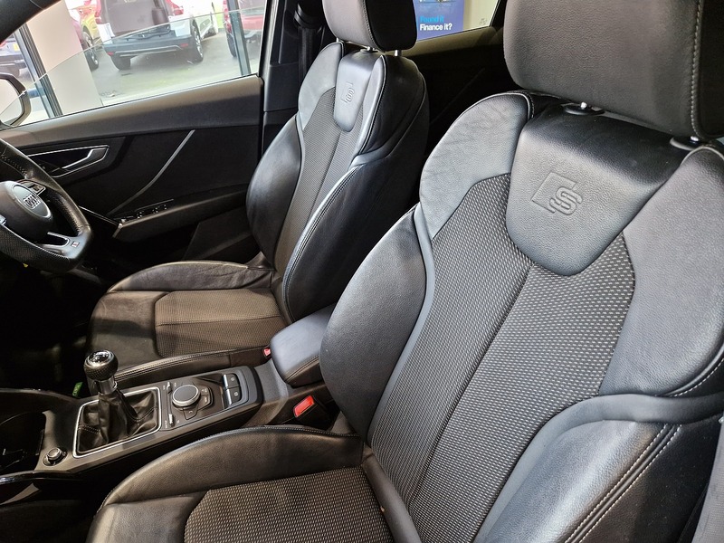 Audi Q2 TFSI Black Edition - U11892