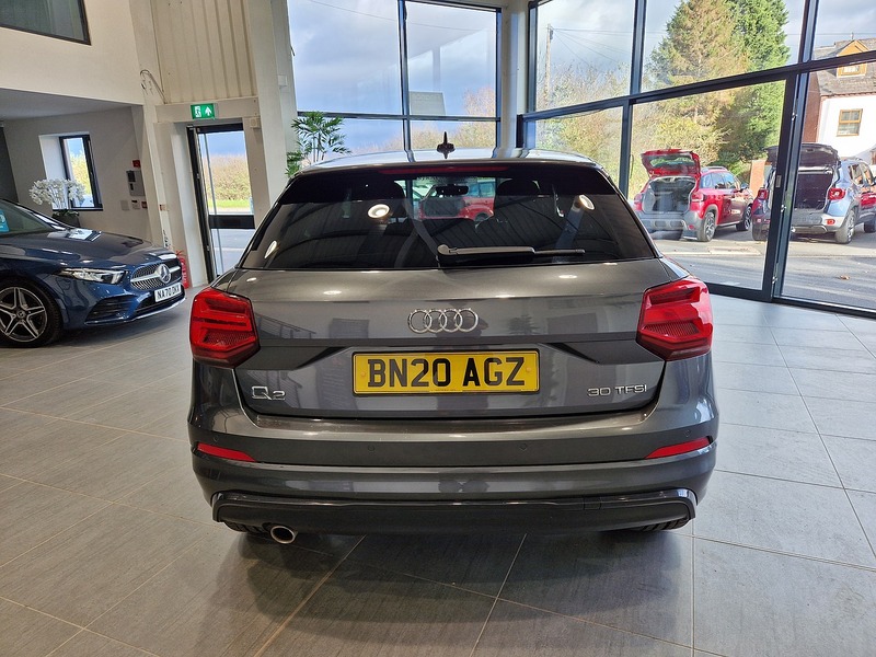 Audi Q2 TFSI Black Edition - U11892