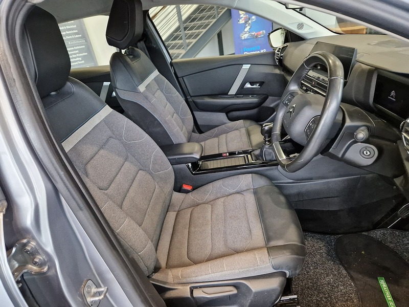 Citroen C4 PureTech Sense Plus - U11895