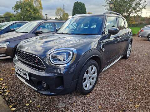 MINI Countryman 1.6 h-GDi Ultimate SUV 5dr Petrol Hybrid DCT Euro 6 (s/s) (141 ps)