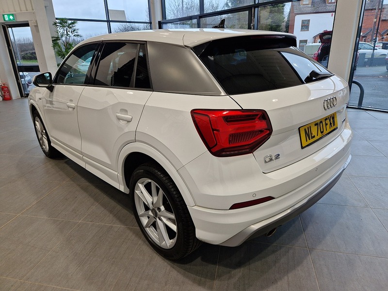 Audi Q2 TFSI S line - U11909