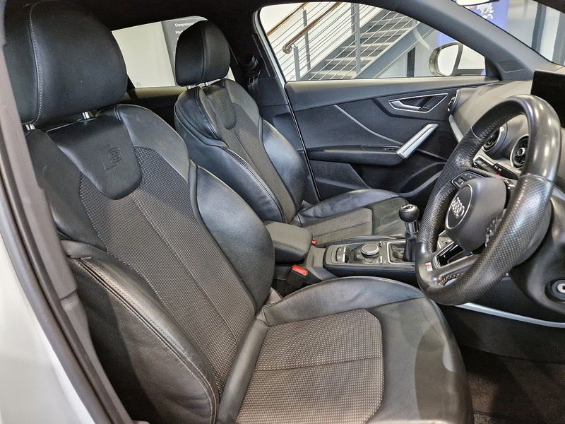 Audi Q2 TFSI S line - U11909