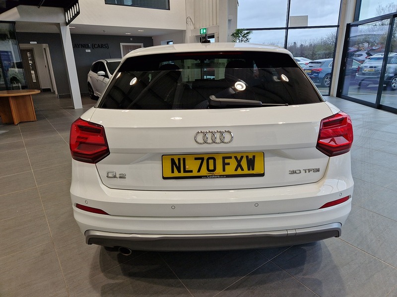 Audi Q2 TFSI S line - U11909