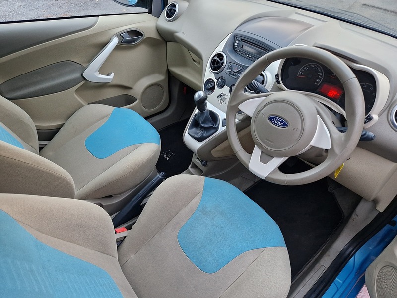 Ford Ka Zetec - U11912