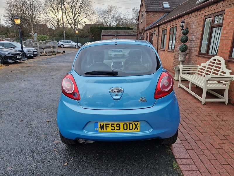 Ford Ka Zetec - U11912