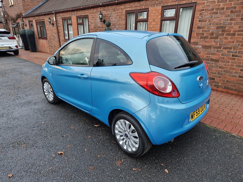 Ford Ka Zetec - U11912