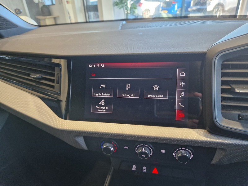 Audi A1 TFSI S line - U11914