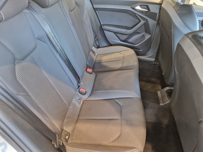 Audi A1 TFSI S line - U11914