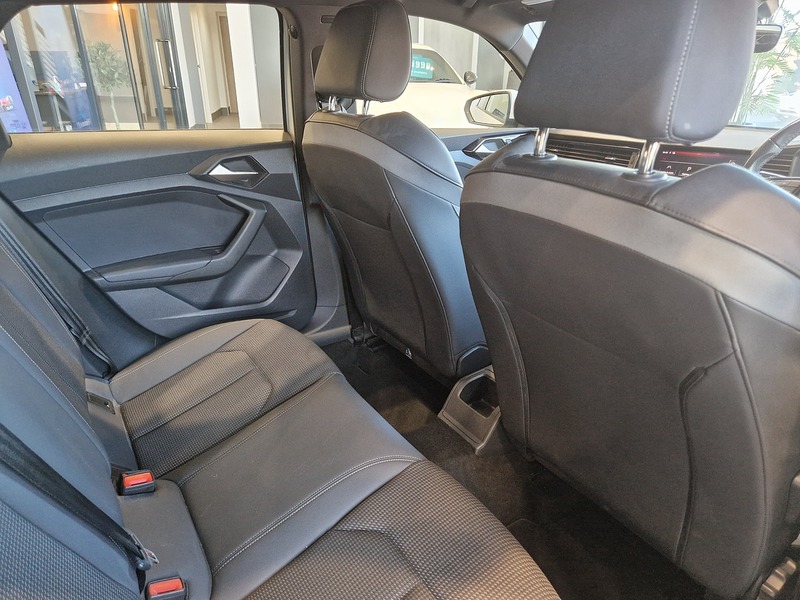 Audi A1 TFSI S line - U11914