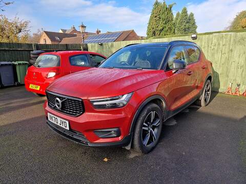 Volvo XC40 2.0i SE SUV 5dr Petrol Lineartronic 4WD Euro 6 (s/s) (156 ps)
