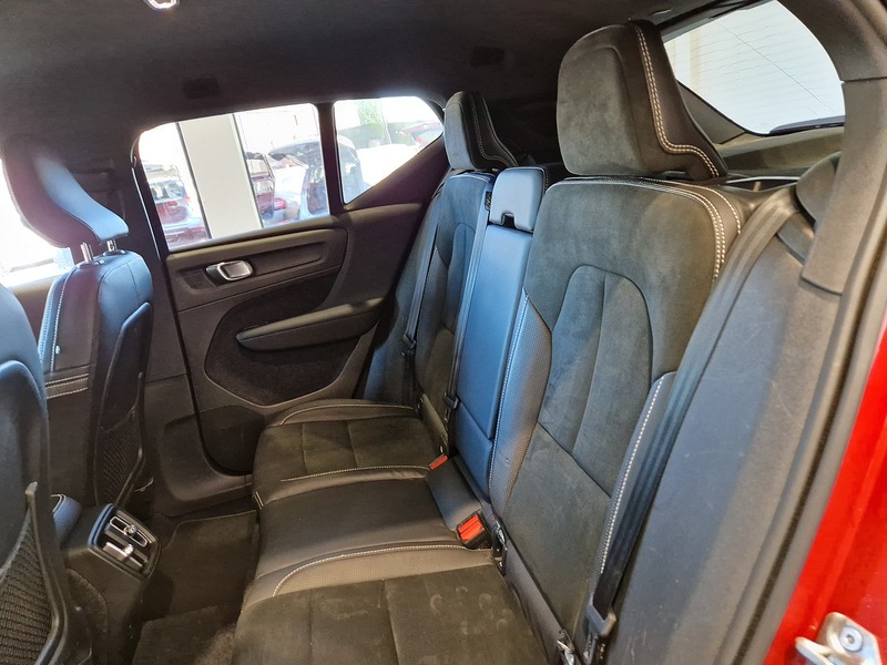 Volvo XC40 T3 R-Design - U11921