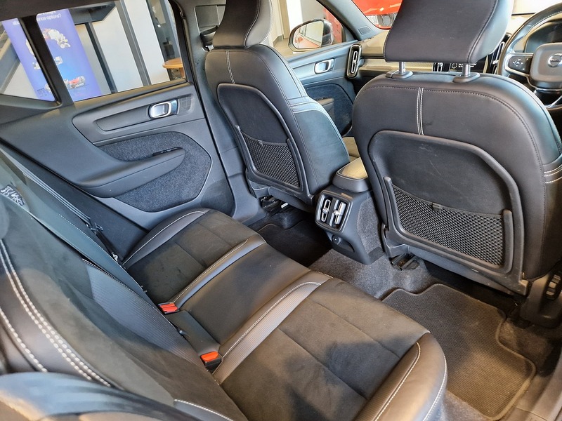 Volvo XC40 T3 R-Design - U11921