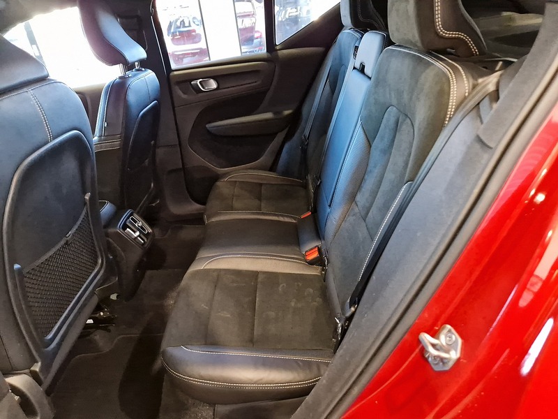 Volvo XC40 T3 R-Design - U11921