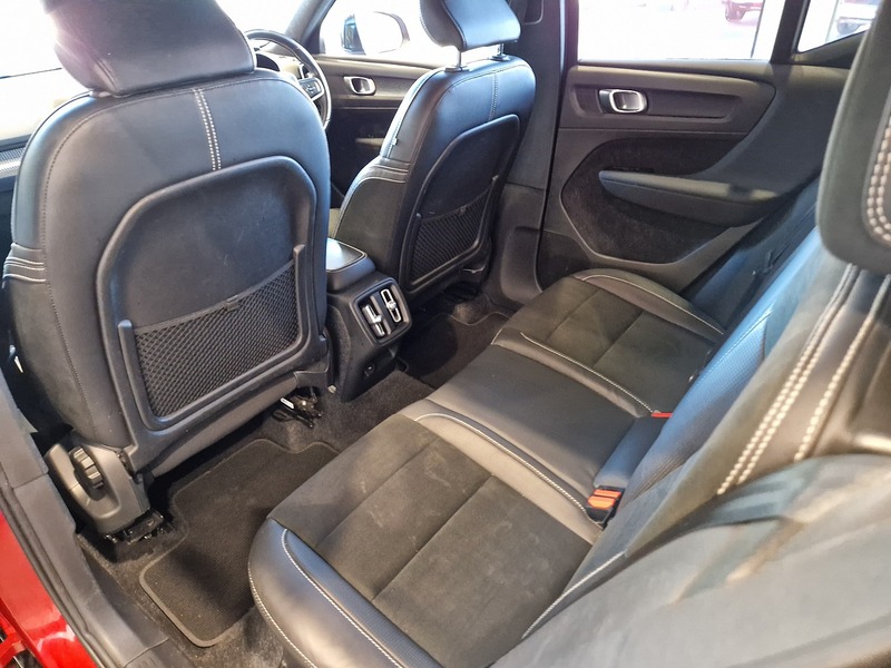 Volvo XC40 T3 R-Design - U11921