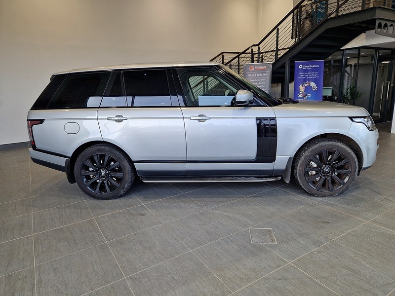 Land Rover Range Rover SD V8 Vogue SE - U11927