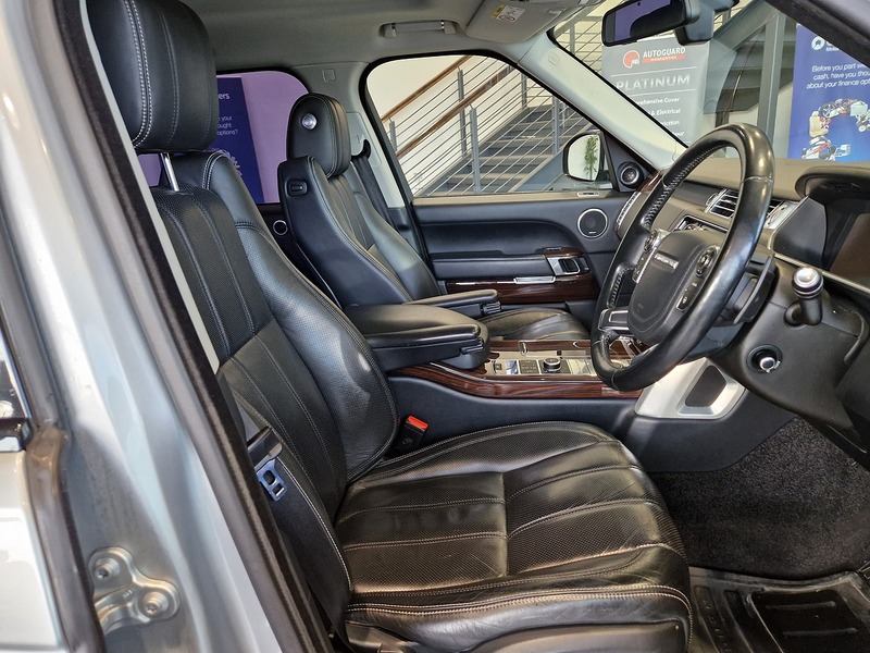 Land Rover Range Rover SD V8 Vogue SE - U11927