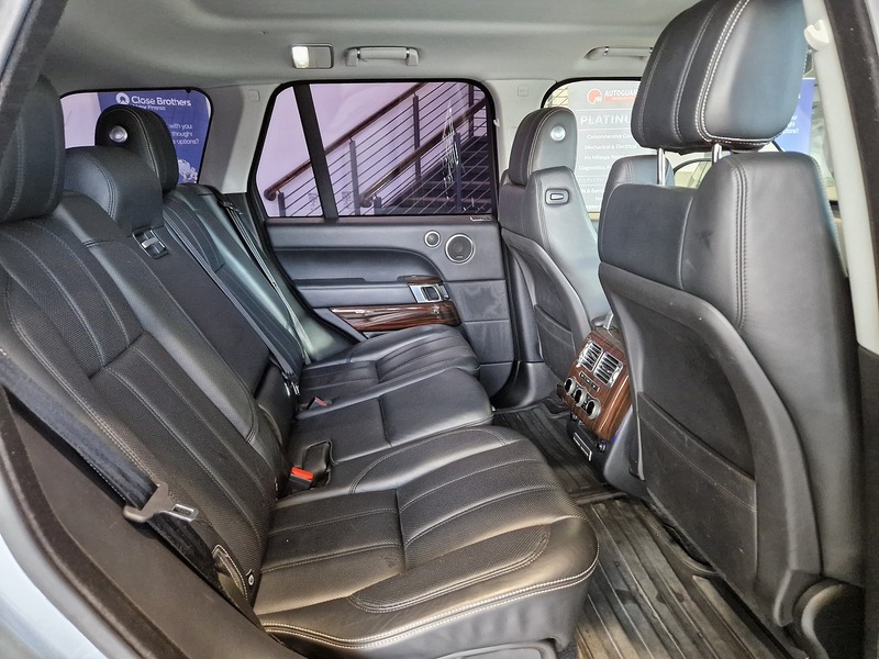 Land Rover Range Rover SD V8 Vogue SE - U11927