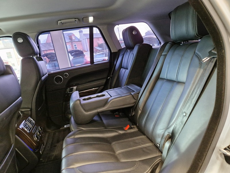 Land Rover Range Rover SD V8 Vogue SE - U11927