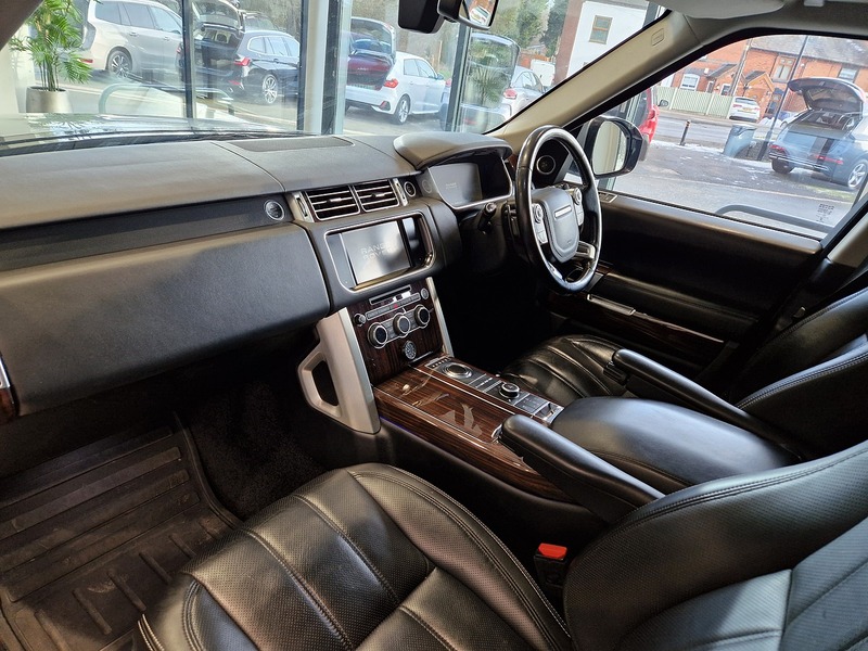 Land Rover Range Rover SD V8 Vogue SE - U11927