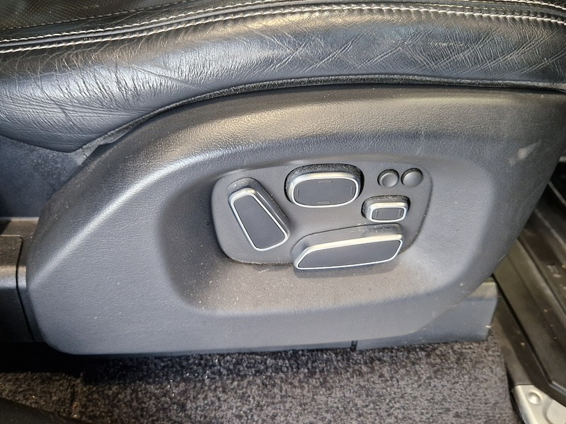 Land Rover Range Rover SD V8 Vogue SE - U11927