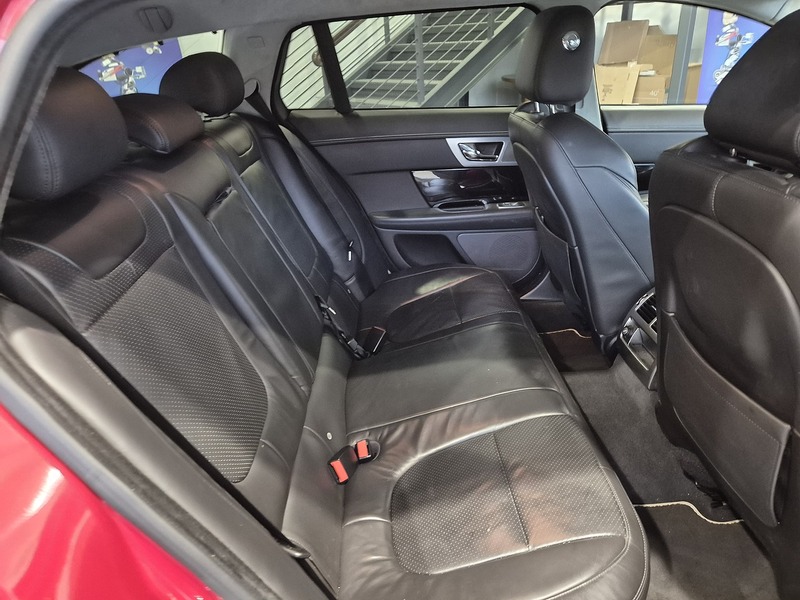 Jaguar XF d S V6 Portfolio - U11931