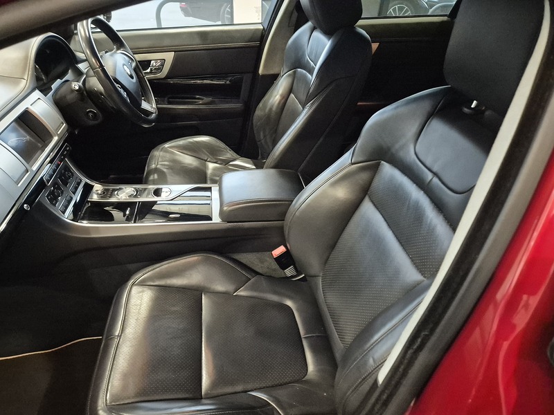 Jaguar XF d S V6 Portfolio - U11931